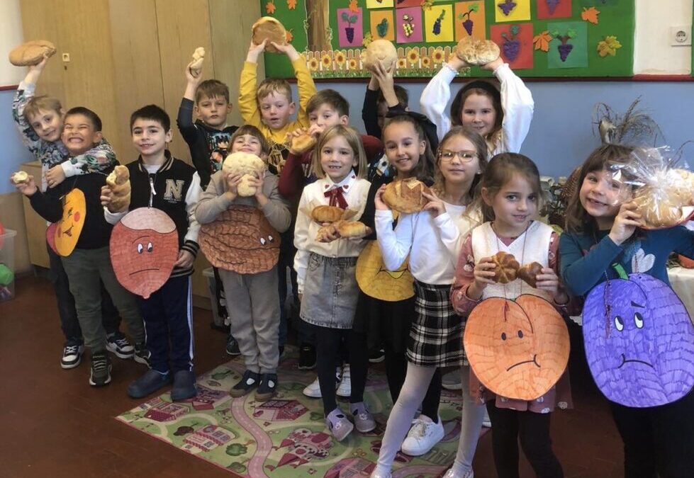 U matičnoj školi obilježeni Dani kruha i zahvalnosti za plodove zemlje