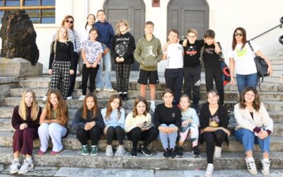 Povijesna grupa na edukativnoj vožnji “Vagonetićem kroz Rašu”