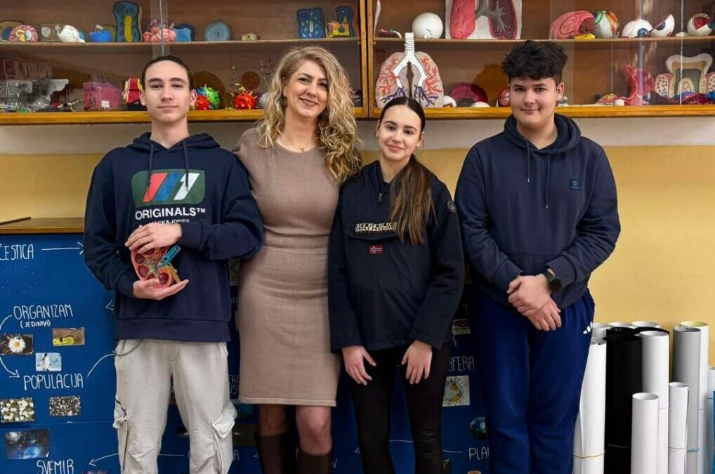 Odlični rezultati  naših učenika na Županijskom natjecanju iz biologije